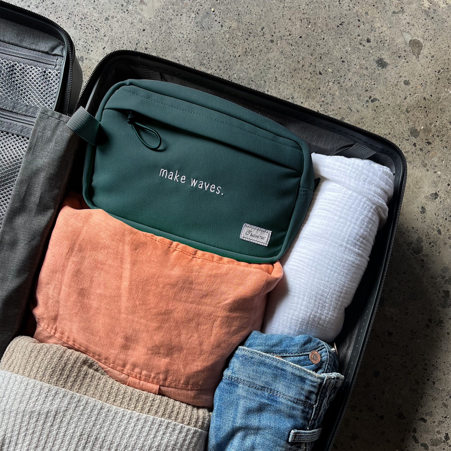 Awesome Maps Waschtasche / Kulturbeutel Grün – Bild 4